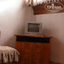 Starata Loza Guest House 