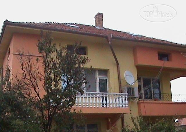 Фотографии отеля  Dimovi Guest House  