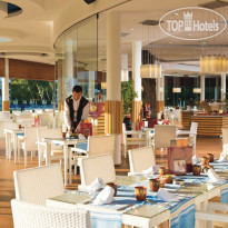 Riu Helios snack restaurant for lunch / B