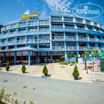 Bohemi Hotel Front Building