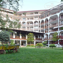 Estreya Palace 