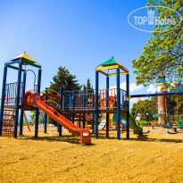 Grand Hotel Varna slides within the kids club