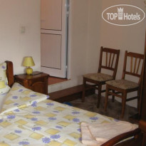 Pidovi Guest House 