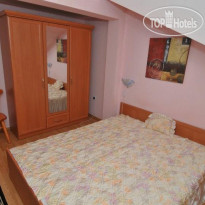 Santo Family Hotel  