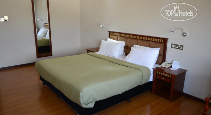 Новые добавленные фото туристов Hamdan Plaza Hotel 3*