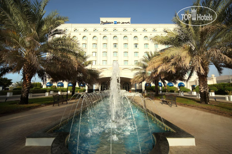 Фотографии отеля  Radisson Blu Hotel, Muscat 4*