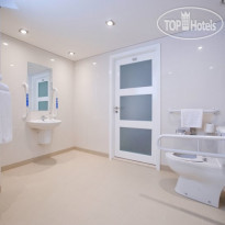 Holiday Inn Muscat Al Seeb Ванная комната