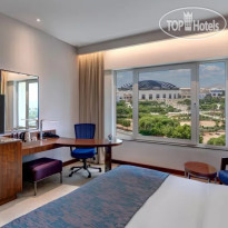 Crowne Plaza Muscat OCEC tophotels