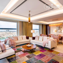 Crowne Plaza Muscat OCEC tophotels