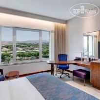 Crowne Plaza Muscat OCEC tophotels