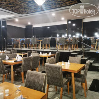 Parkside Plaza Hotel 