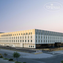 Maani Muscat Hotel & Suites  