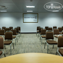 Golden Tulip Muscat
