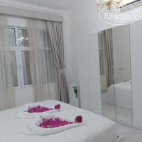 Tiwi Sunrise Hotel 