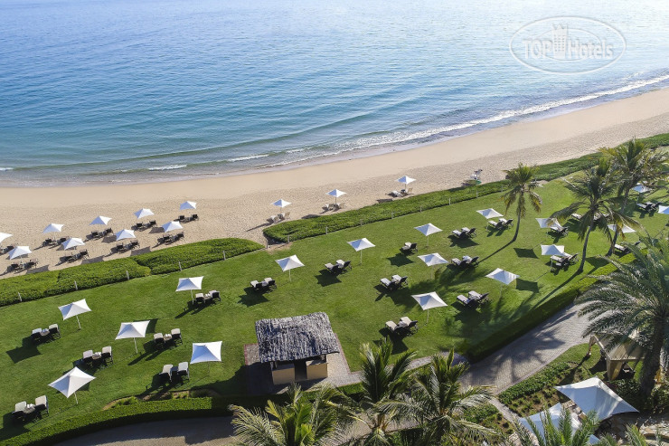 Пляж в Shangri-La Barr Al Jissah, Muscat 5*