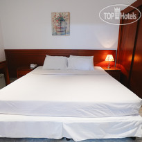 Tropicana Hotel 