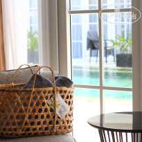 White Boutique Hotel