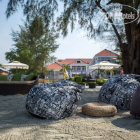 White Boutique Hotel