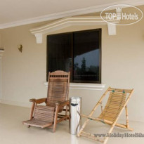 Holiday Hotel Sihanoukville Балкон с видом на море