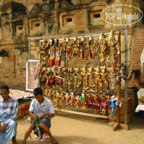 The Hotel at Tharabar Gate 