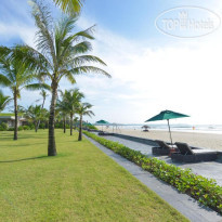 Ngwe Saung Yacht Club & Resort 