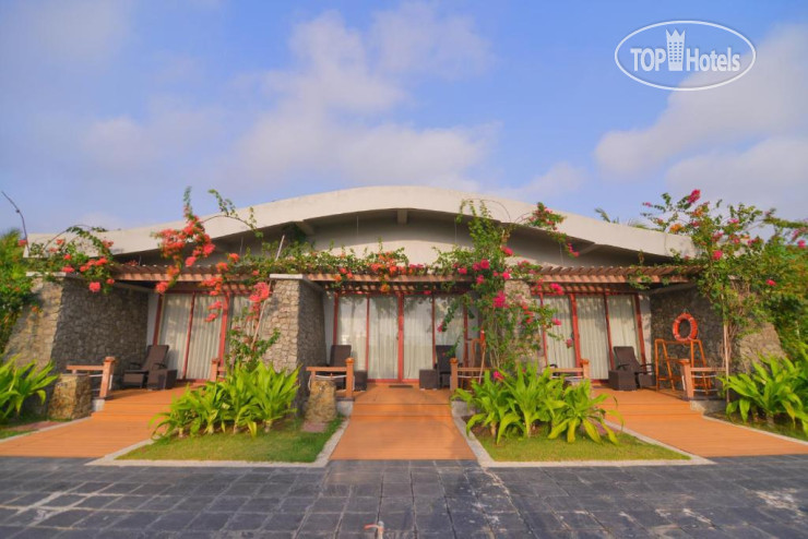 Фотографии отеля  Ngwe Saung Yacht Club & Resort 5*