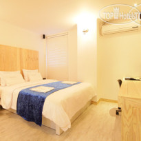 Viv Hotel