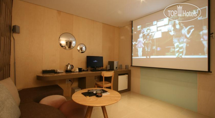 Новые добавленные фото туристов Sinchon Y