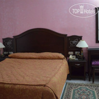 Happy City Hotel 