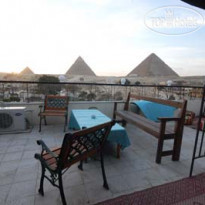 Pyramids View Inn 