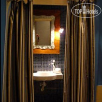 Golden Hotel