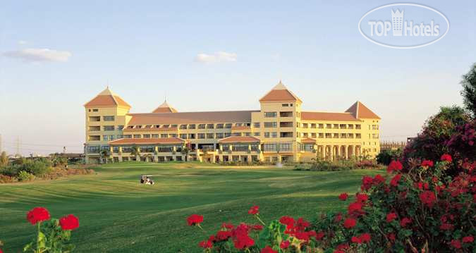 Фотографии отеля  Hilton Pyramids Golf Resort 5*