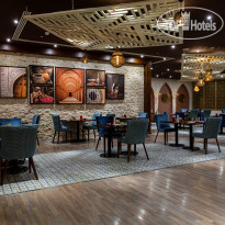 Triumph Luxury Hotel EL Khan Restaurants
