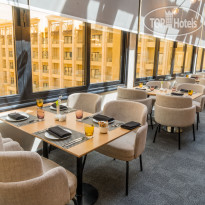 Triumph Luxury Hotel Executive Lounge