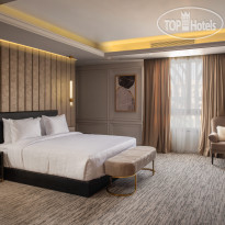 Triumph Luxury Hotel Family Suite