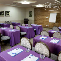 Barcelo Cairo Pyramids Meeting Room