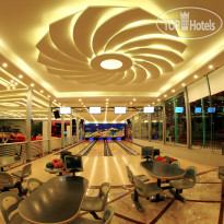 Mirage Bay Resort & Aqua Park Bowling Center