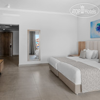 Pickalbatros Water Valley Resort - Neverland Hurghada Premium Family Room Pool View