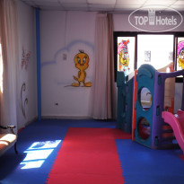 Golden 5 Sapphire Suites Hotel de luxe (закрыт) Обновленный детский клуб в Gol