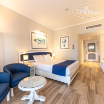 Desert Rose Resort Superior Room - Queen bed