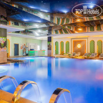 Pickalbatros Jungle Aqua Park Resort - Neverland Hurghada Крытый бассейн в СПА-центре