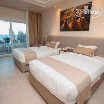 Sunny Days El Palacio Resort Elite Room Twin Bed