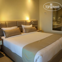 Sunny Days El Palacio Resort Elite Room Queen Bed