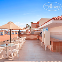 Pickalbatros Alf Leila Wa Leila Resort - Neverland Hurghada Бар на пляже