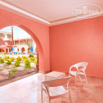 Pickalbatros Alf Leila Wa Leila Resort - Neverland Hurghada Family Room Sliding Door Pool