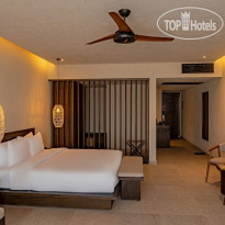 Sentido Naga Bay Sentido Naga Bay_JrSuite_SeaVi