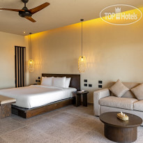 Sentido Naga Bay Sentido Naga Bay_JrSuite_SeaVi