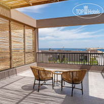 Sentido Naga Bay Sentido Naga Bay_JrSuite_SeaVi