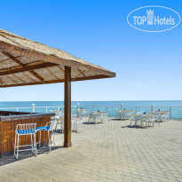 Pickalbatros Villaggio Resort - Portofino Marsa Alam Бар на пляже
