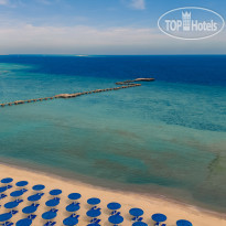 Albatros Makadi Resort Пляжная зона отеля с понтоном